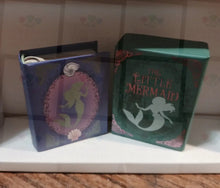 Cargar imagen en el visor de la galería, A Librarian’s Miniature Dream Book Set