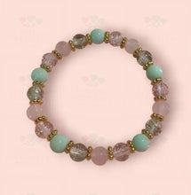 Cargar imagen en el visor de la galería, An Elegant Tea Party bracelet