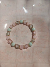 Cargar imagen en el visor de la galería, An Elegant Tea Party bracelet