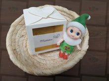 Lataa kuva Galleria-katseluun, Santas Little Helper Dolls