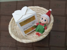 Lataa kuva Galleria-katseluun, Santas Little Helper Dolls