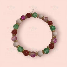Cargar imagen en el visor de la galería, Strawberries Reign Supreme bracelet