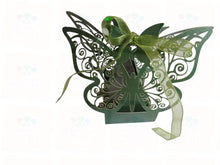 Cargar imagen en el visor de la galería, The Brave Fairy’s Wish (Forest Green Butterfly Box) necklace