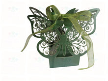 Cargar imagen en el visor de la galería, The Brave Fairy’s Wish (Forest Green Butterfly Box) necklace