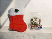 Cargar imagen en el visor de la galería, The North Pole Necklace Kit Christmas Projects