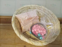 Cargar imagen en el visor de la galería, A Crafter’s Imagination Kit Bead Project
