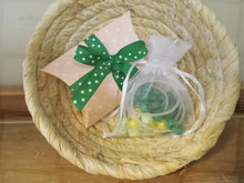 Cargar imagen en el visor de la galería, A Crafter’s Imagination Kit Bead Project
