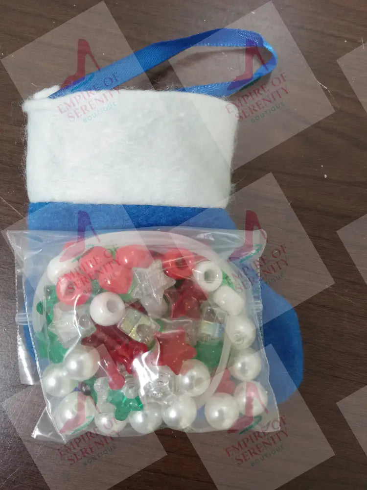 A Crafter’s Imagination Kit: Christmas Style Bead Project