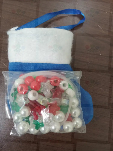 A Crafter’s Imagination Kit: Christmas Style Bead Project