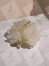 Load image into Gallery viewer, A Fragrant Flame
