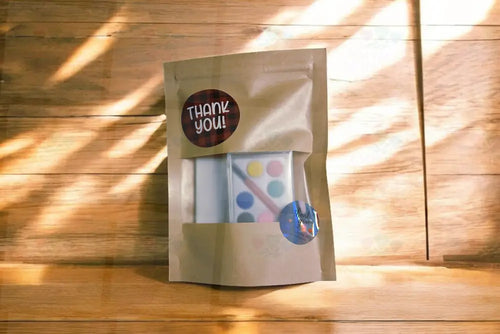 A Painter’s Sample Kit Art Set