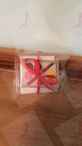 A Painter’s Sample Kit Art Set