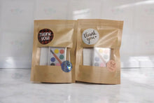 Lataa kuva Galleria-katseluun, A Painter’s Sample Kit Art Set
