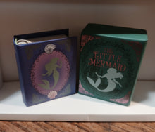 Lataa kuva Galleria-katseluun, A Librarian&#39;s Miniature Dream
