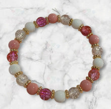 Cargar imagen en el visor de la galería, Roses In Bloom bracelet

