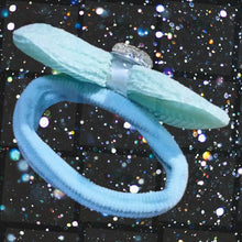 Load image into Gallery viewer, Springtime Whispers Hair accessories
