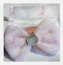 Load image into Gallery viewer, Springtime Whispers Hair accessories
