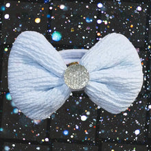 Load image into Gallery viewer, Springtime Whispers Hair accessories
