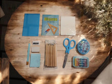 Lataa kuva Galleria-katseluun, Tailored Innovation Art Set
