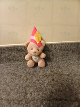 Lataa kuva Galleria-katseluun, Teddy Bear Pal plush toy
