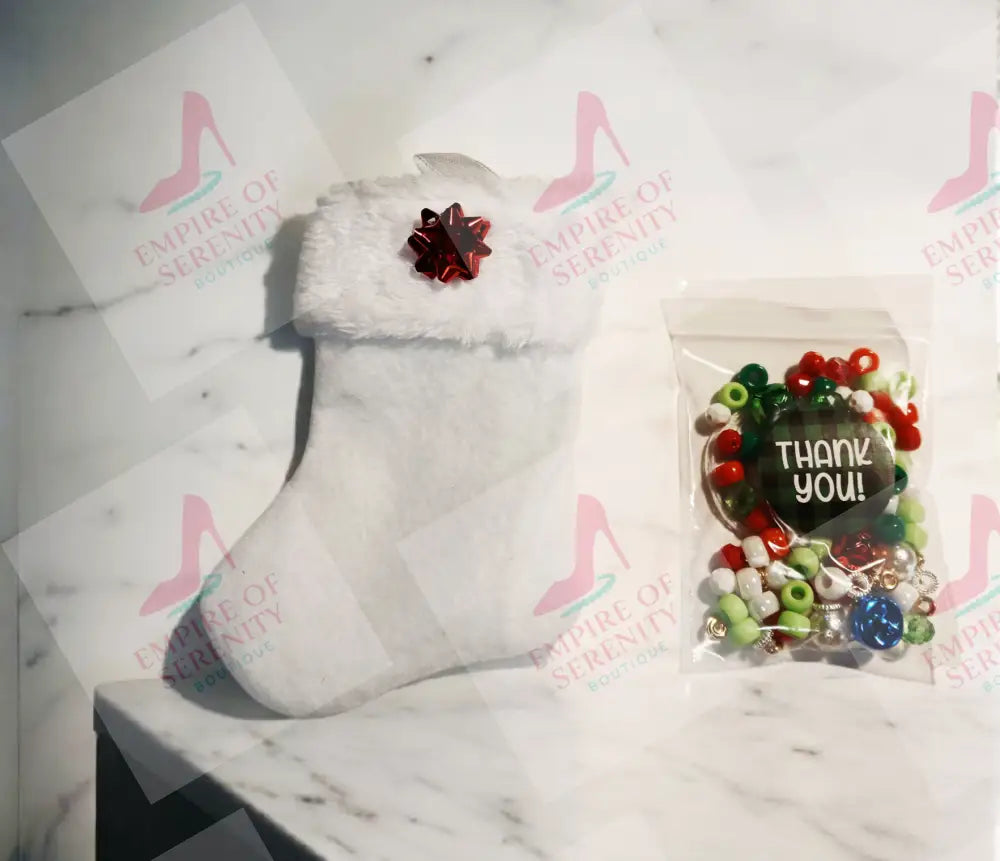 The North Pole Necklace Kit Christmas Projects