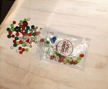 Cargar imagen en el visor de la galería, The North Pole Necklace Kit Christmas Projects
