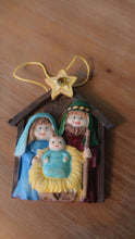 Cargar imagen en el visor de la galería, Christmas Nativity Scene Ornaments
